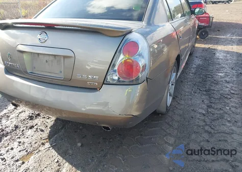 2005 Nissan Altima 3.5 Se from USA, damaged, VIN 1N4BL11E95N418587